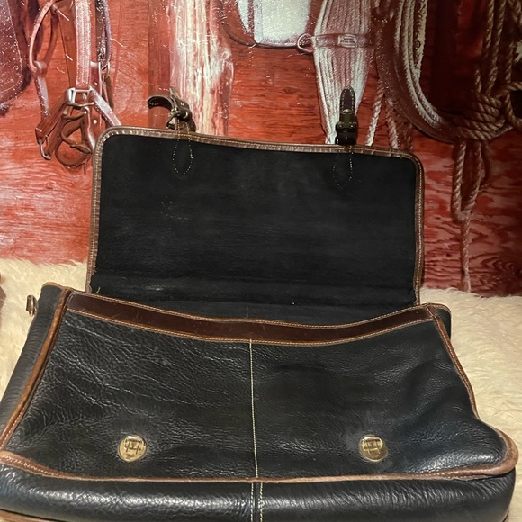 Roots XL leather briefcase - Picture 9 of 16